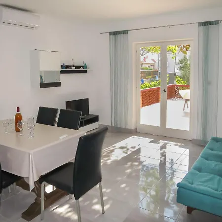 Bero By Interhome * Ceprljanda